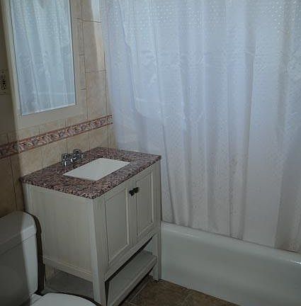 5th image of 222 Chancellor Ave APT 308