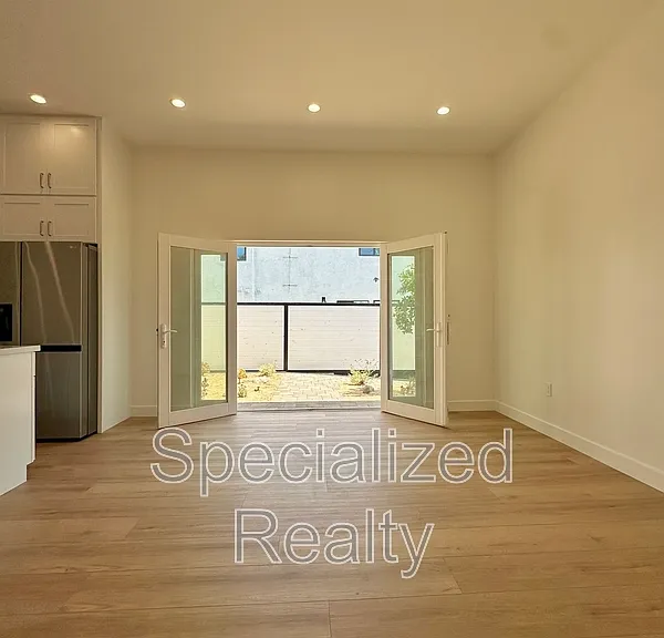 1135 Scofield Dr #A — Photo 7