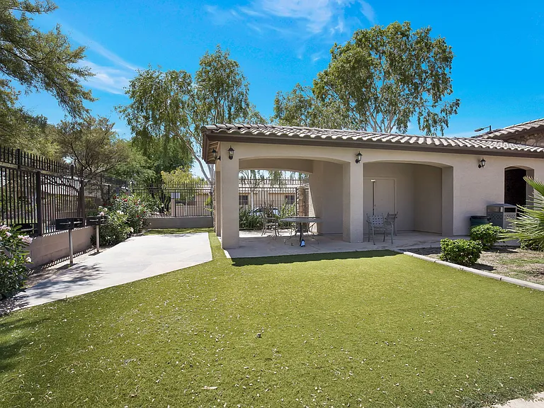 21097 E Duncan St — Photo 34