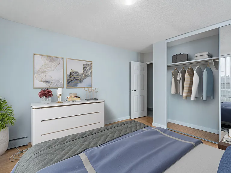 725 15th Ave SW #104 — Photo 7