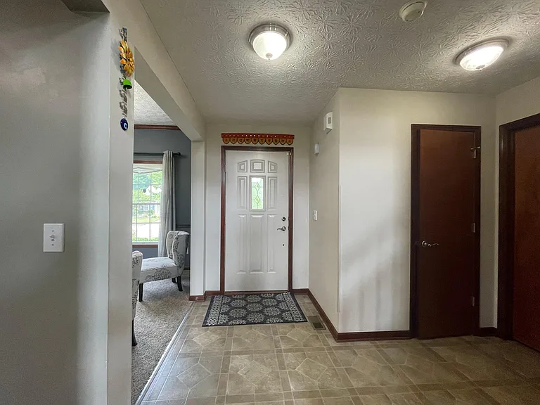 7192 Trillium Dr — Photo 8