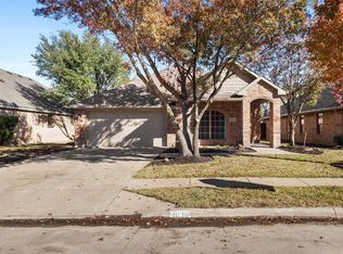 6136 Lochmoor Dr, Fort Worth, TX 76179