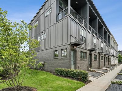 918 Brees Ct, Atlanta, GA, 30318