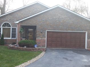 1050 Elliot Ct, Olympia Fields, IL 60461