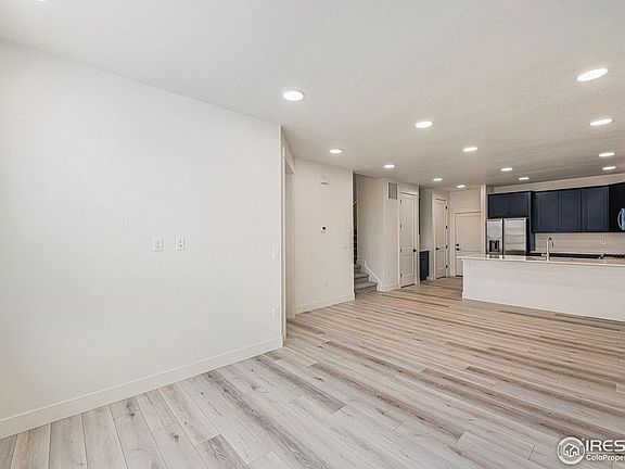 5th image of 5069 Zamara St
