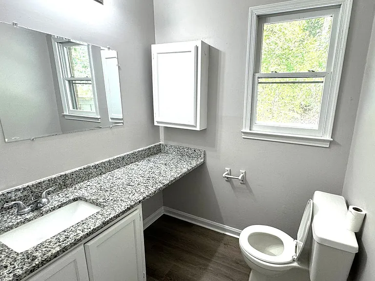 4700 Brockton Dr — Photo 15