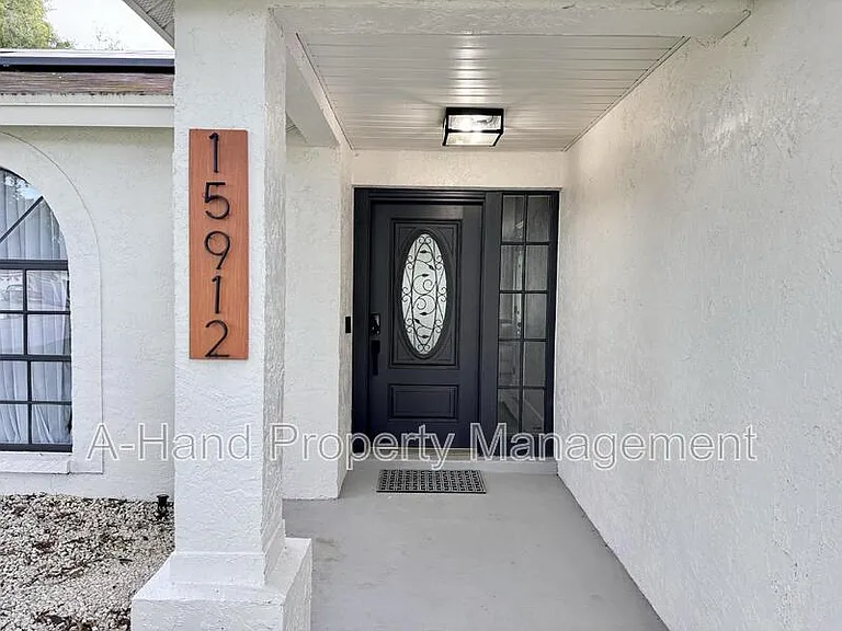 15912 Indian Wells Ct — Photo 26