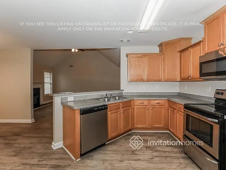 856 Betsy Ross Trl — Photo 8