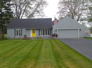4335 Limerick Rd, Clyde, OH 43410