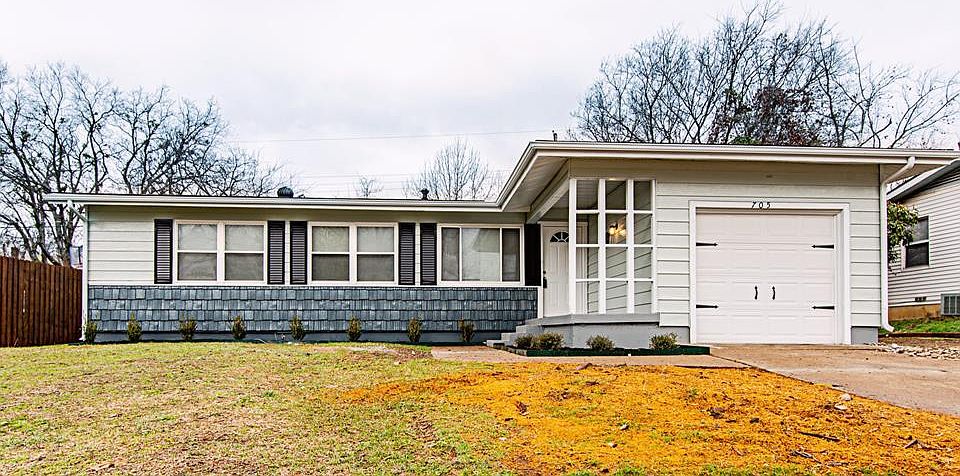 1st image of 705 Huddleston Dr
