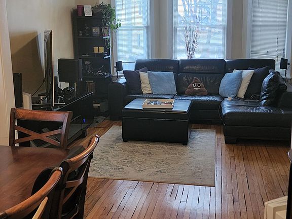 2nd image of 2218 W Barry Ave #1