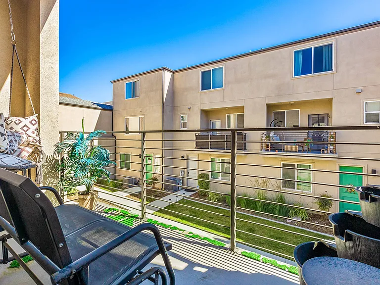 5224 Beachfront Cove St — Photo 25