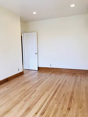 Rented by Steffan Olausson Partridge, LREB | media 19