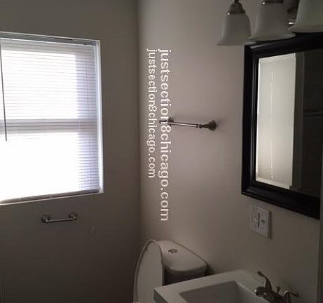 2nd image of 6410 S Saint Lawrence Ave