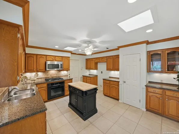 203 Pike Rd, San Antonio, TX 78209