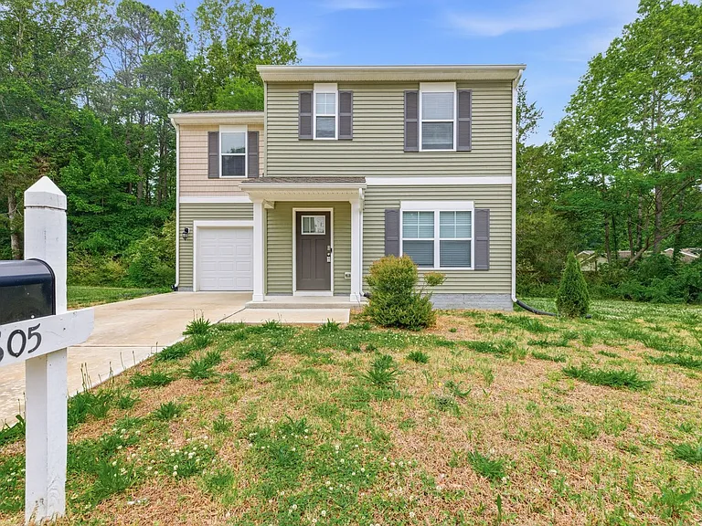 3605 Roselawn Ter — Photo 1