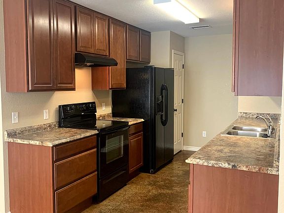 4th image of 5211 Graceland Dr #A