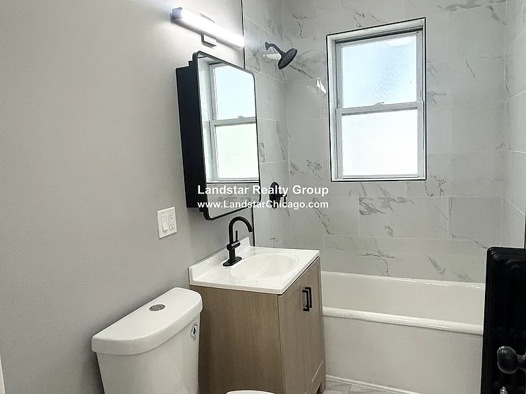 4956 N Harding Ave #2 — Photo 9