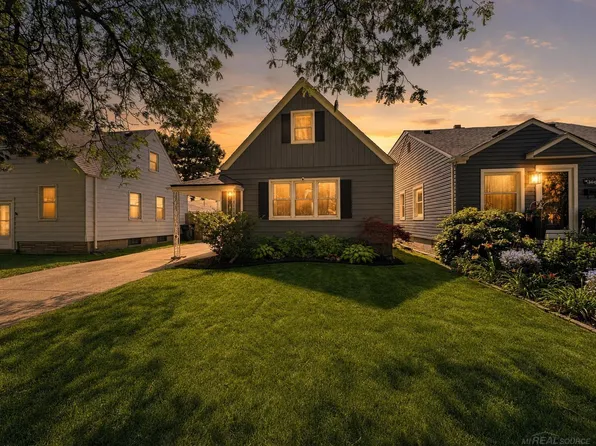 3364 23rd St, Wyandotte, MI 48192