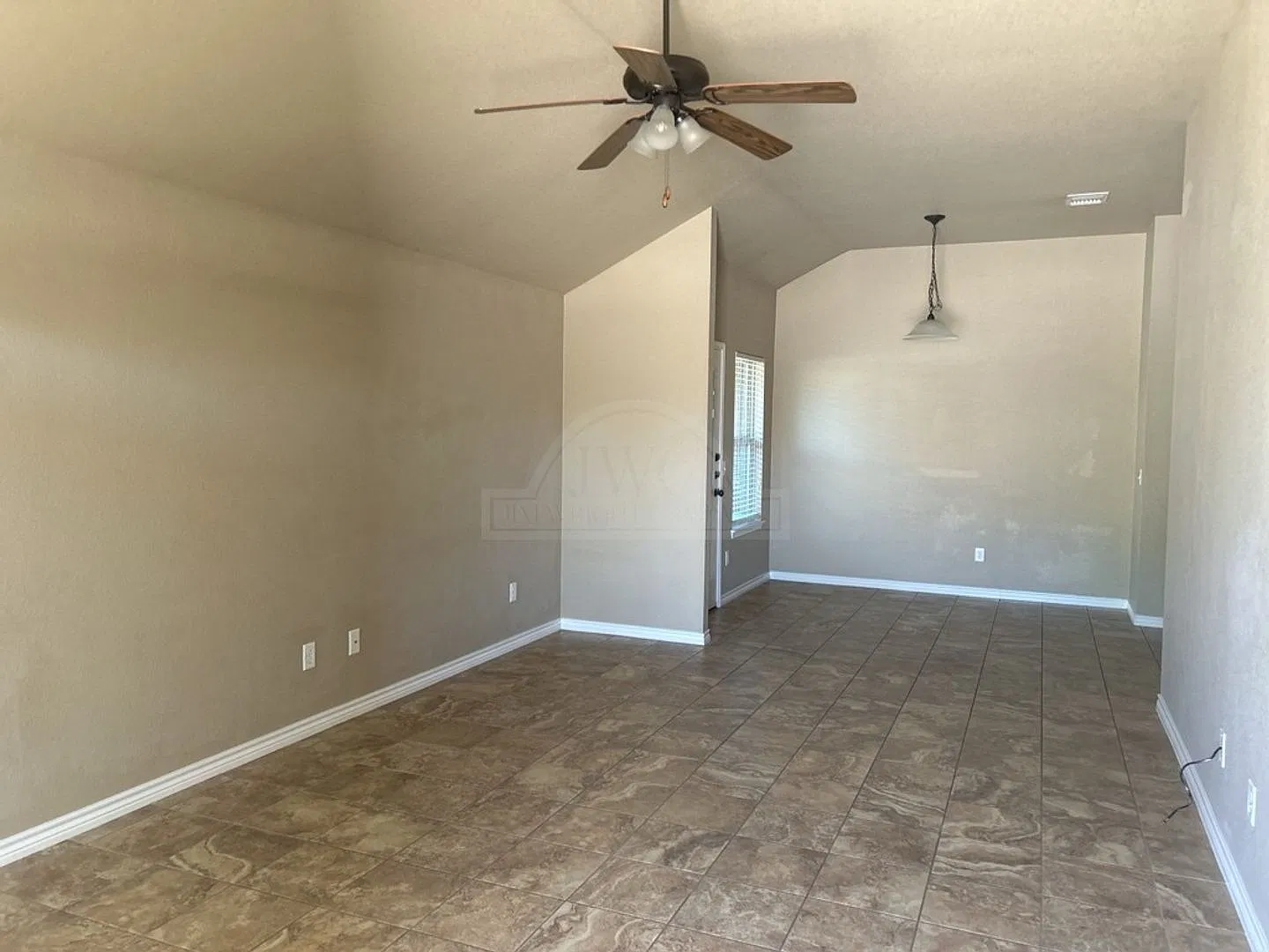 504 Sladecek, Killeen — Photo 4