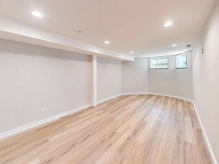 824 N Maplewood Ave #G — Photo 5