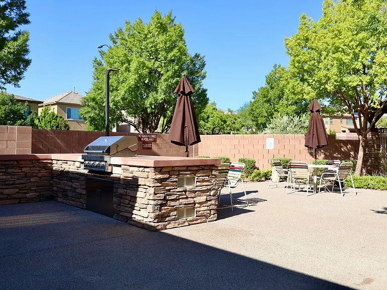 10643 Tray Mountain Ave — Photo 34