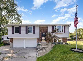 1074 Saddleback Dr, Batavia, OH 45103