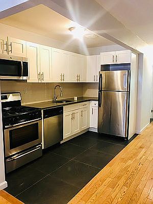 1st image of 246 Macdougal St APT 3