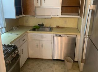 214-23 47th Ave, Bayside, NY 11361