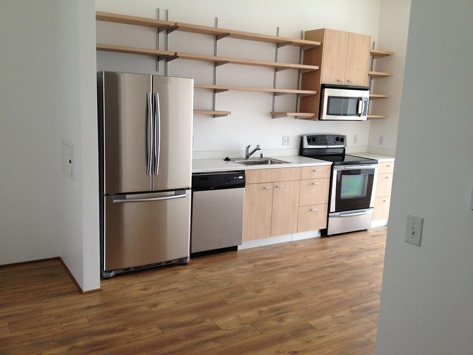 emply kitchen