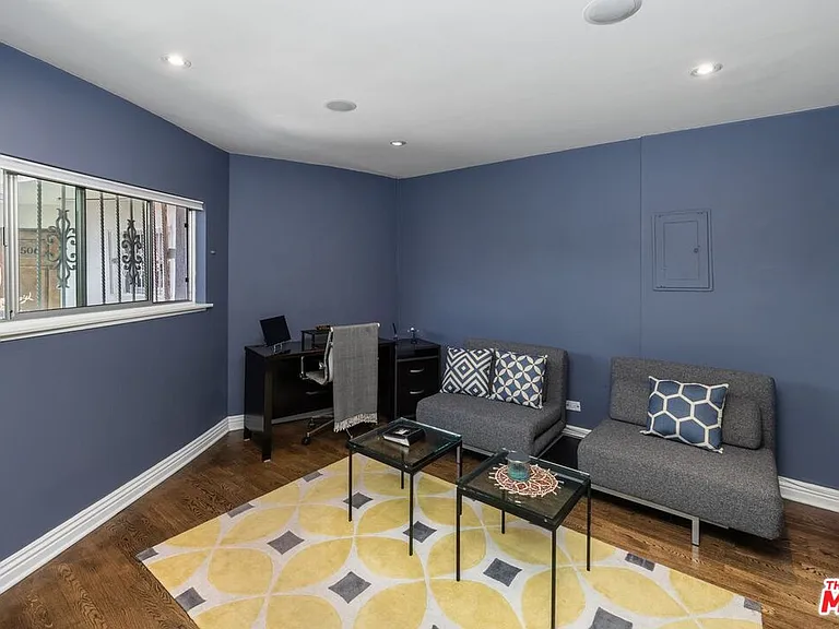 2260 N Cahuenga Blvd #502 — Photo 34