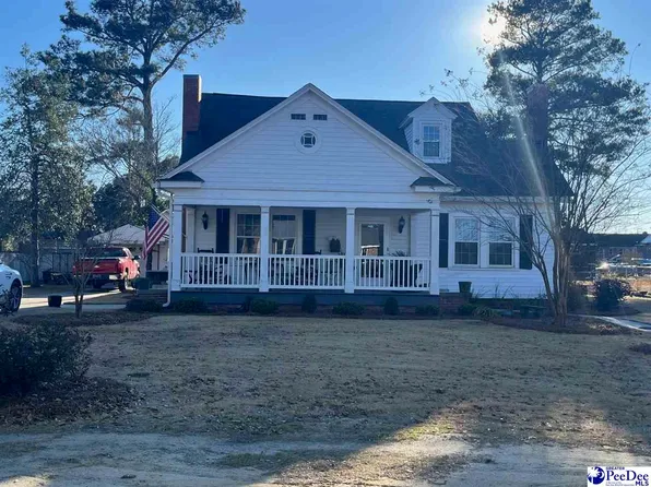 404 E Roosevelt St, Dillon, SC 29536