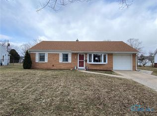 1713 Parkway Dr S, Maumee, OH 43537