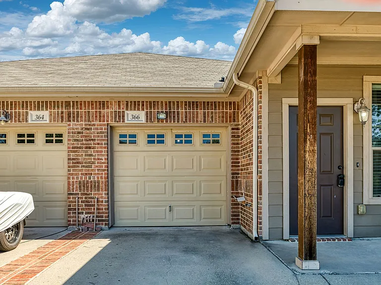 366 Schirra Ct — Photo 3