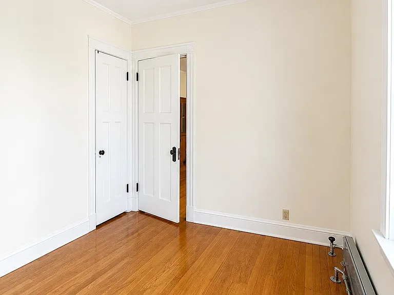 2325 N Sawyer Ave #1R — Photo 9