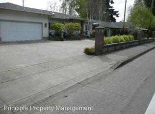 1370 Cal Young Rd, Eugene, OR 97401