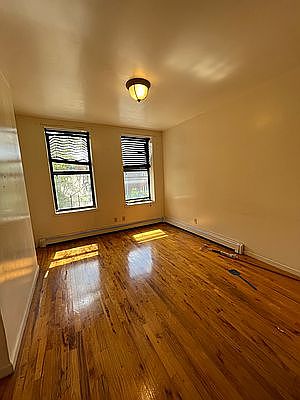 2nd image of 347 Chauncey St APT 2L