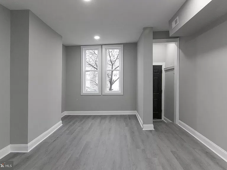1229 Glyndon Ave — Photo 6