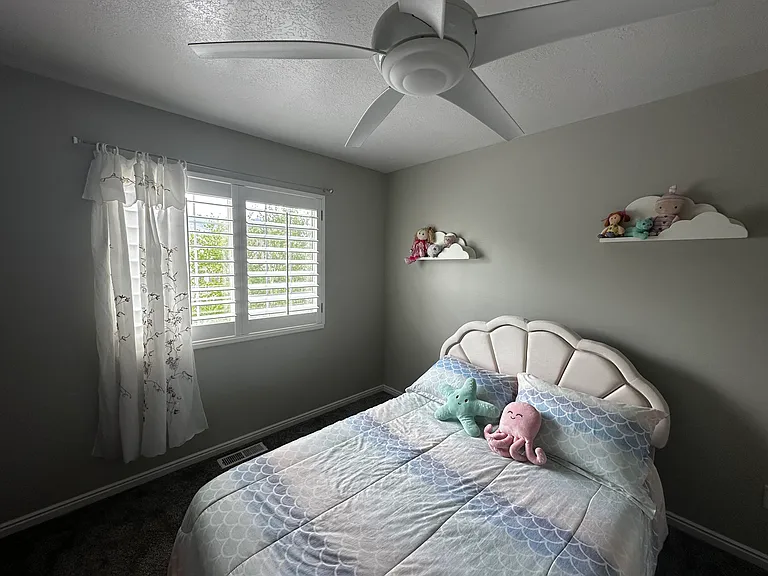 1942 N 1350 W — Photo 32