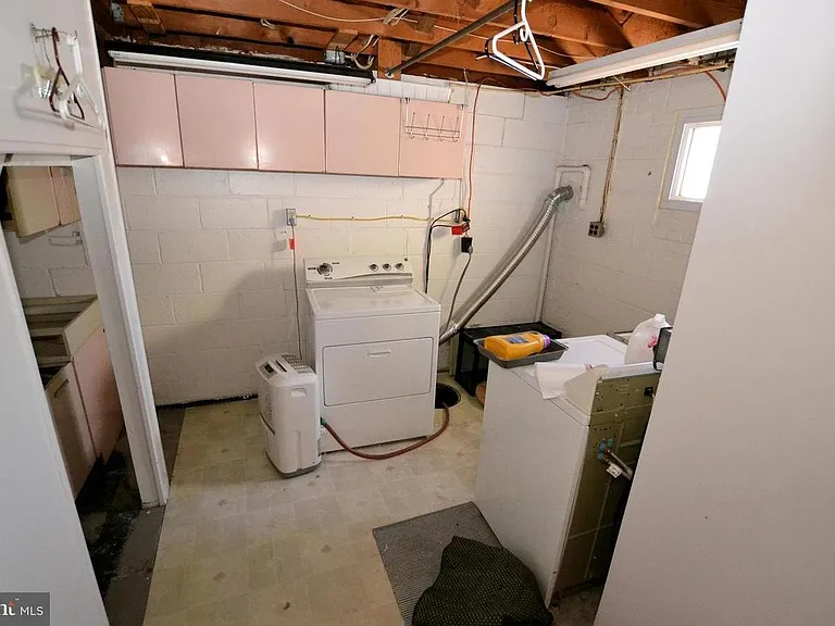7602 Wellesley Dr — Photo 11