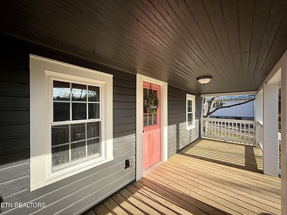 2nd image of 316 Hunnicut Ave