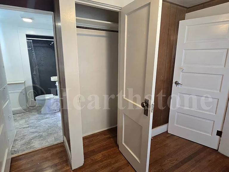 316 N Walnut St — Photo 11