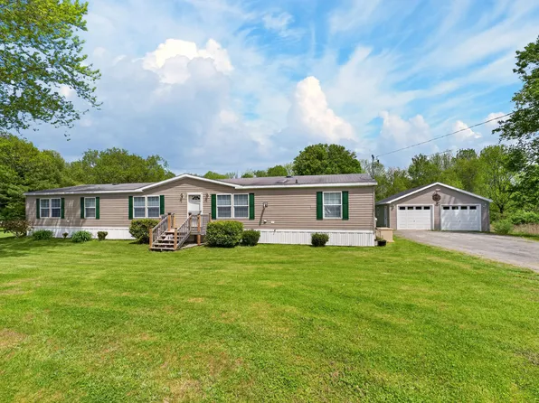 15 Kelly Court, Sidney, ME 04330