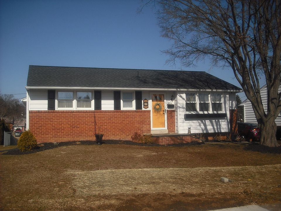 1st image of 2304 Alister Dr