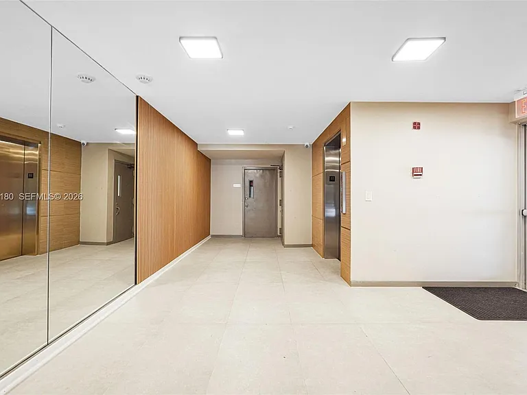 1605 Bay Rd #201 — Photo 31