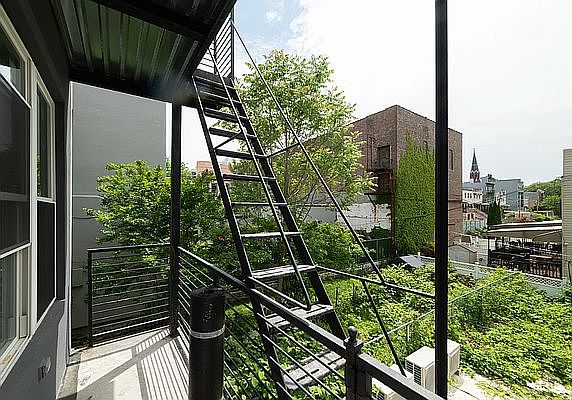 4th image of 240 Howard Ave #2F
