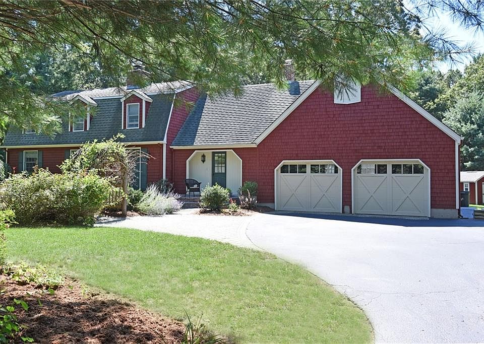 1st image of 30 Ann Dr