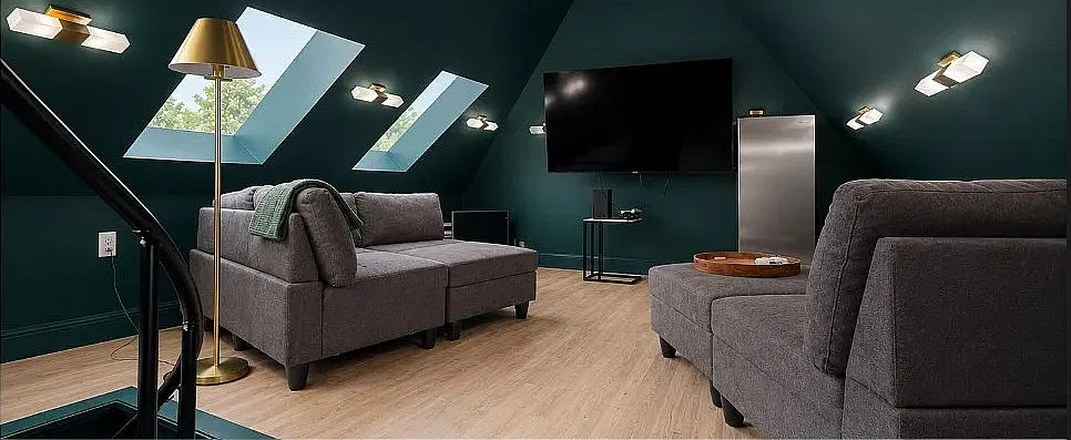 3 bed, 2100 sqft, $3,250 — Photo 1