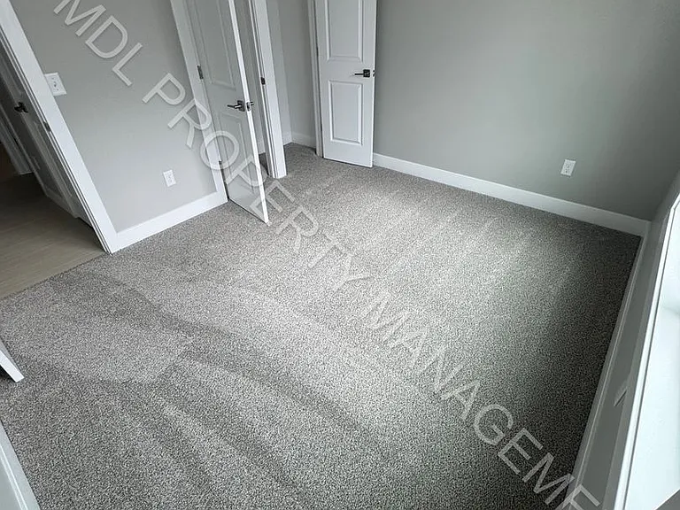 4949 Garfield Rd — Photo 10