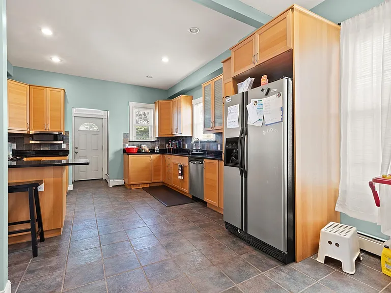 23 Gordon St — Photo 7